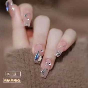 巴拉拉小魔仙美甲游戏免费下载_美甲图片2020新款式仙女_美甲仙仙