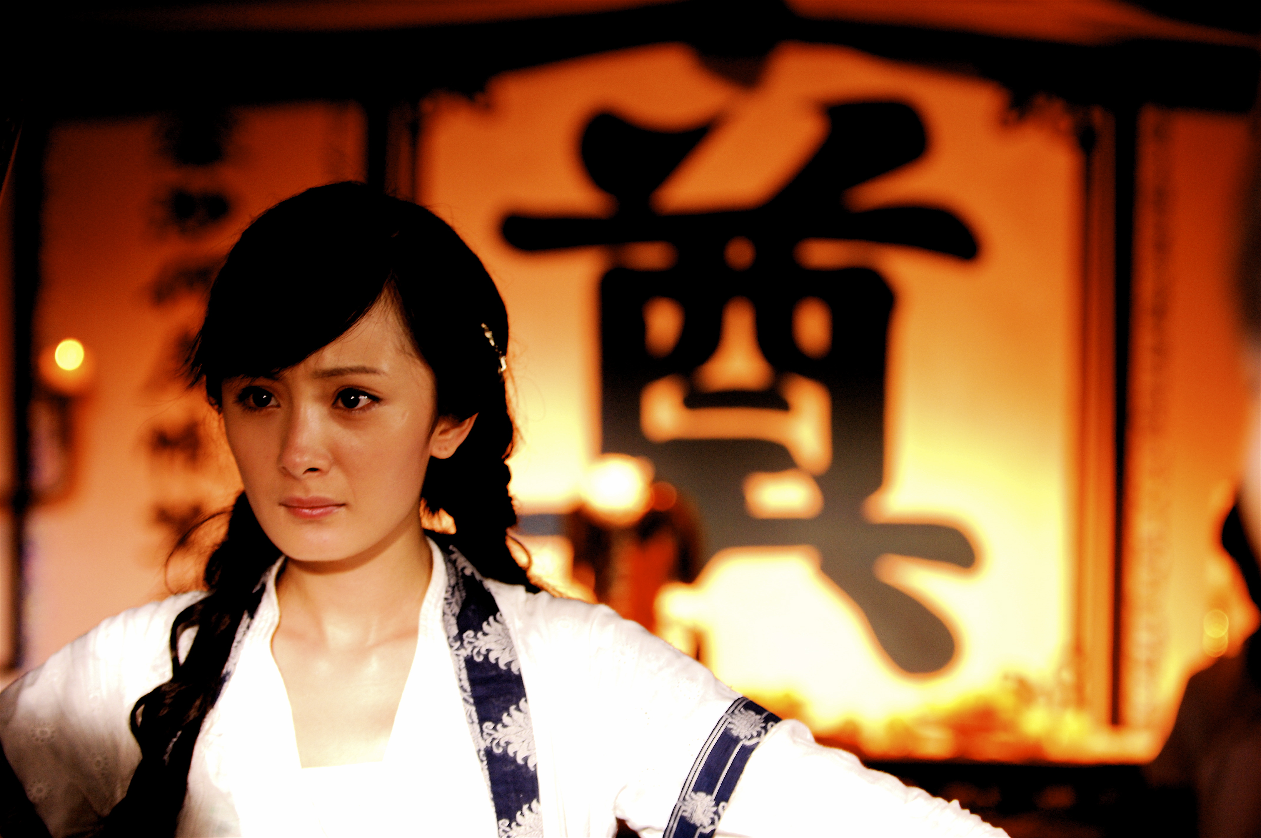 古代杨幂挨板子视频_古代家法打光板子视频_古代大小姐挨家法板子