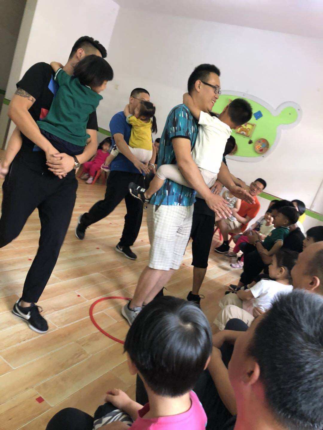 爸爸去哪游戏_爸爸游戏怎么玩_爸爸游戏去哪儿