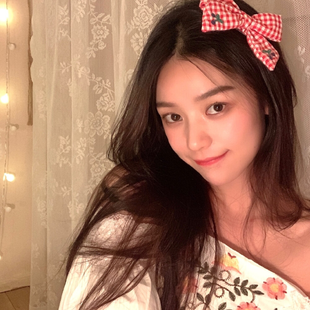美女胸部被强吻视频_美女胸部游戏_美女胸部偷看美女