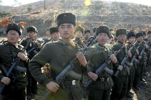 朝鲜进攻美国游戏_中国进攻越南美国援助_美国为何进攻南联盟