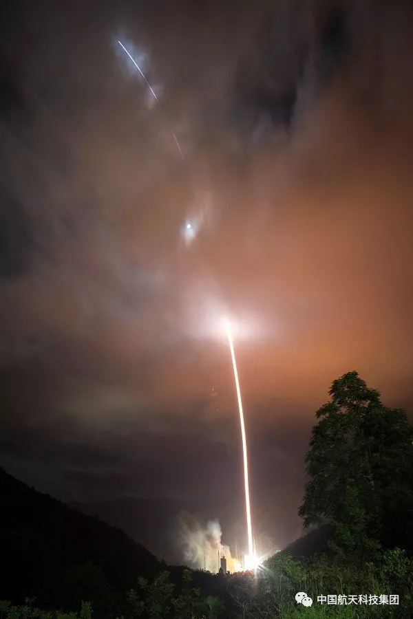 火箭升空视频_火箭升空原理_火箭升空