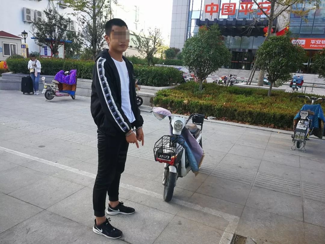 街道偷车贼中文版_街道偷车贼游戏_贼偷街道车游戏怎么玩