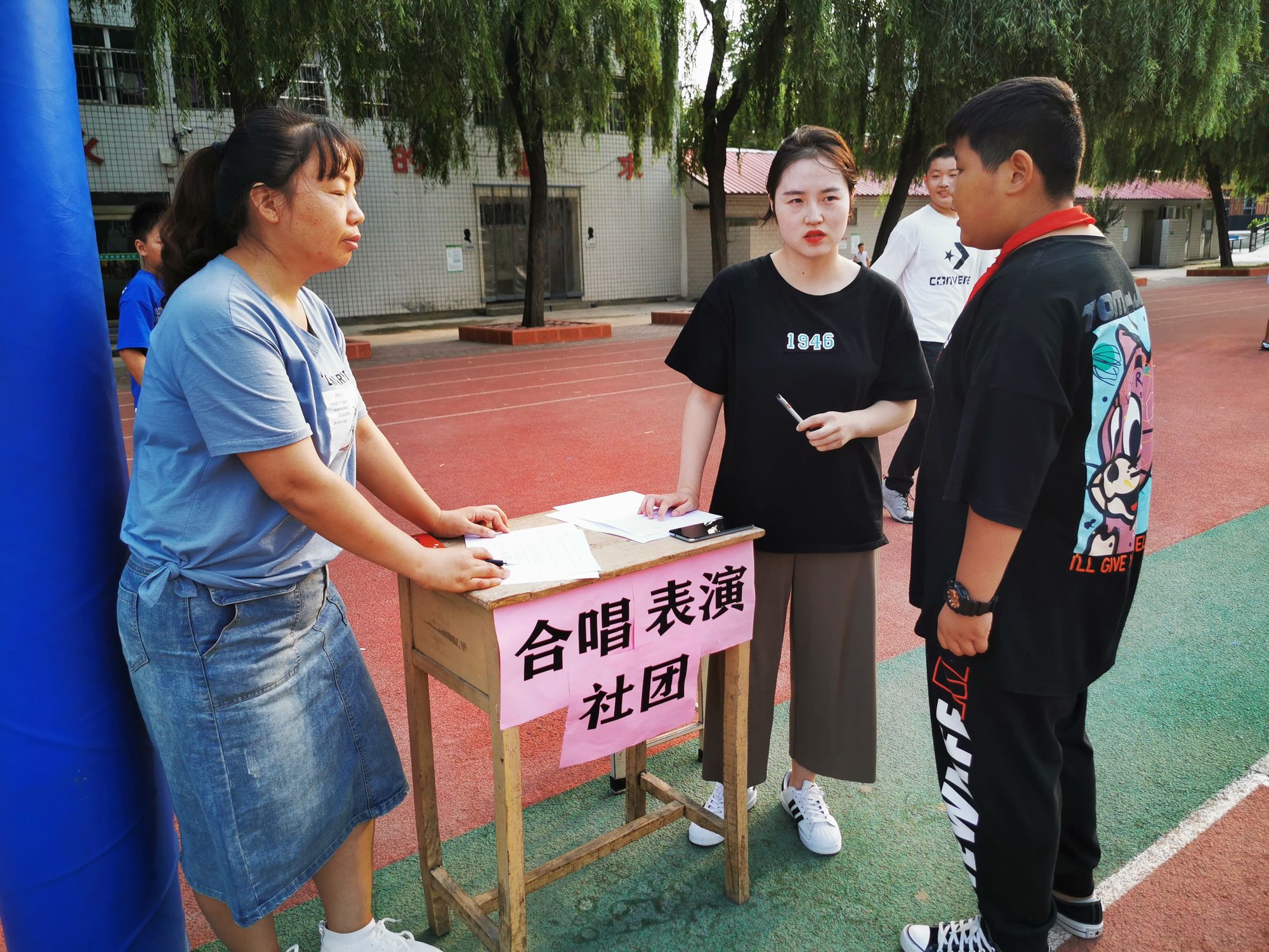 天天向上校花专场130816_与上海高校校花酒店欢喜_天天向上高校校花专场