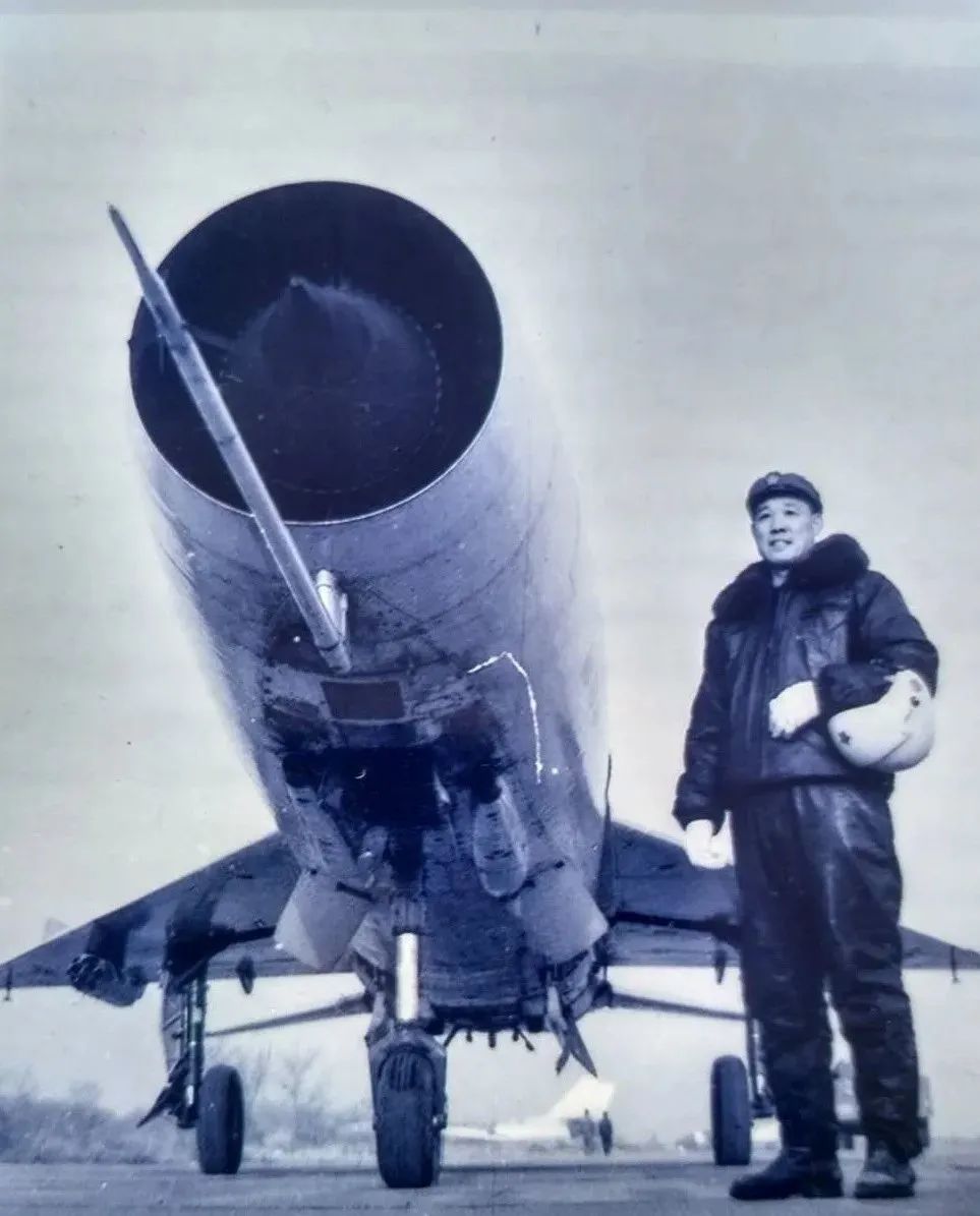 重庆航空有限责任公司_海宇航空公司_航空证券有限责任公司
