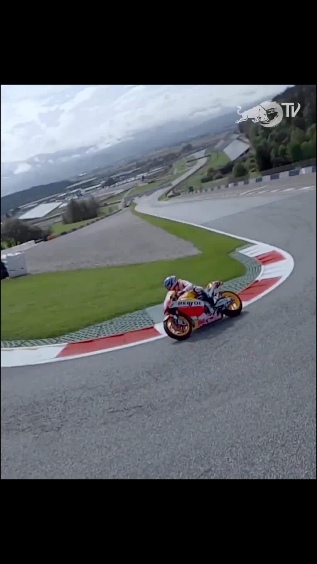 游戏motogp20油不够用_motogp16游戏_游戏motogp