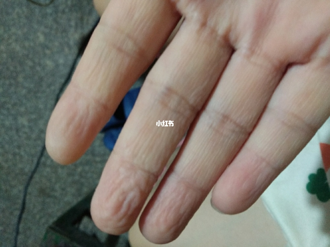 末满18岁撕衣游戏_女子wwe撕衣撕精光走光_撕衣游戏大全