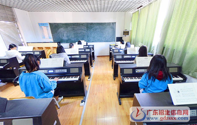 代练妈妈手续费怎么算的_代练妈妈客服介入当天能解决吗_妈妈代练