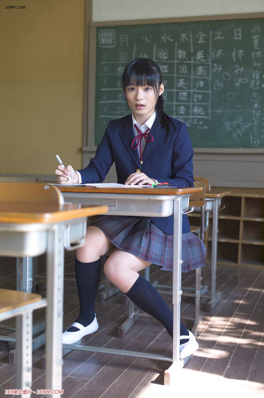 日本美女脱衣写真大曝光，精彩视频合集