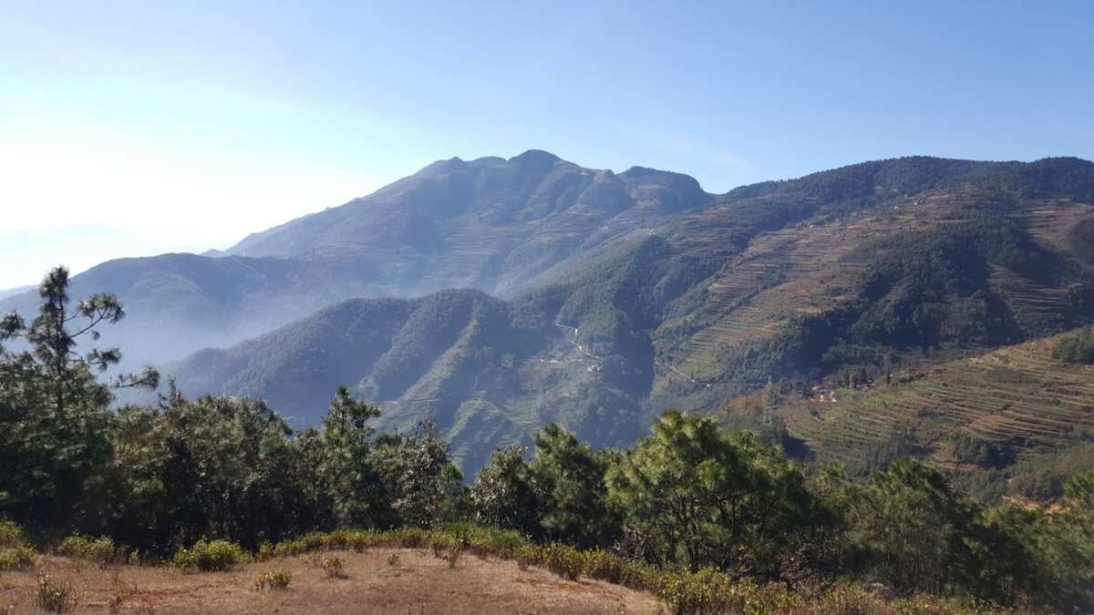 背山面水_背山面水风水上怎么说_背背山