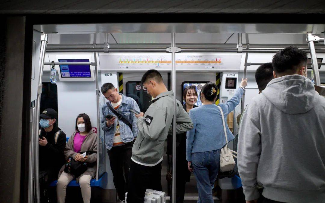地铁乱跑下载免费_地铁乱跑下载_地铁乱跑下载不用登录