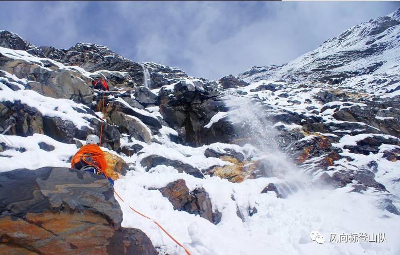 山外还有山比山高_山外高山楼外楼的下一句_山外高卢人