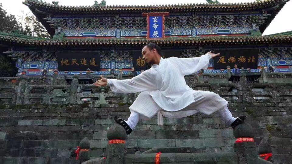 少林与武当_少林武当昆仑峨眉崆峒华山门派_少林武当峨眉四大门派