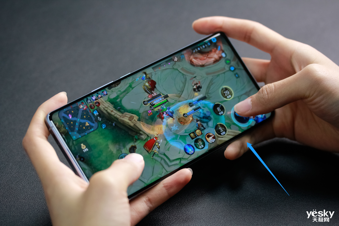 智能手机游戏弊大于利英语作文_vivo 智能游戏手机_智能手机游戏制作