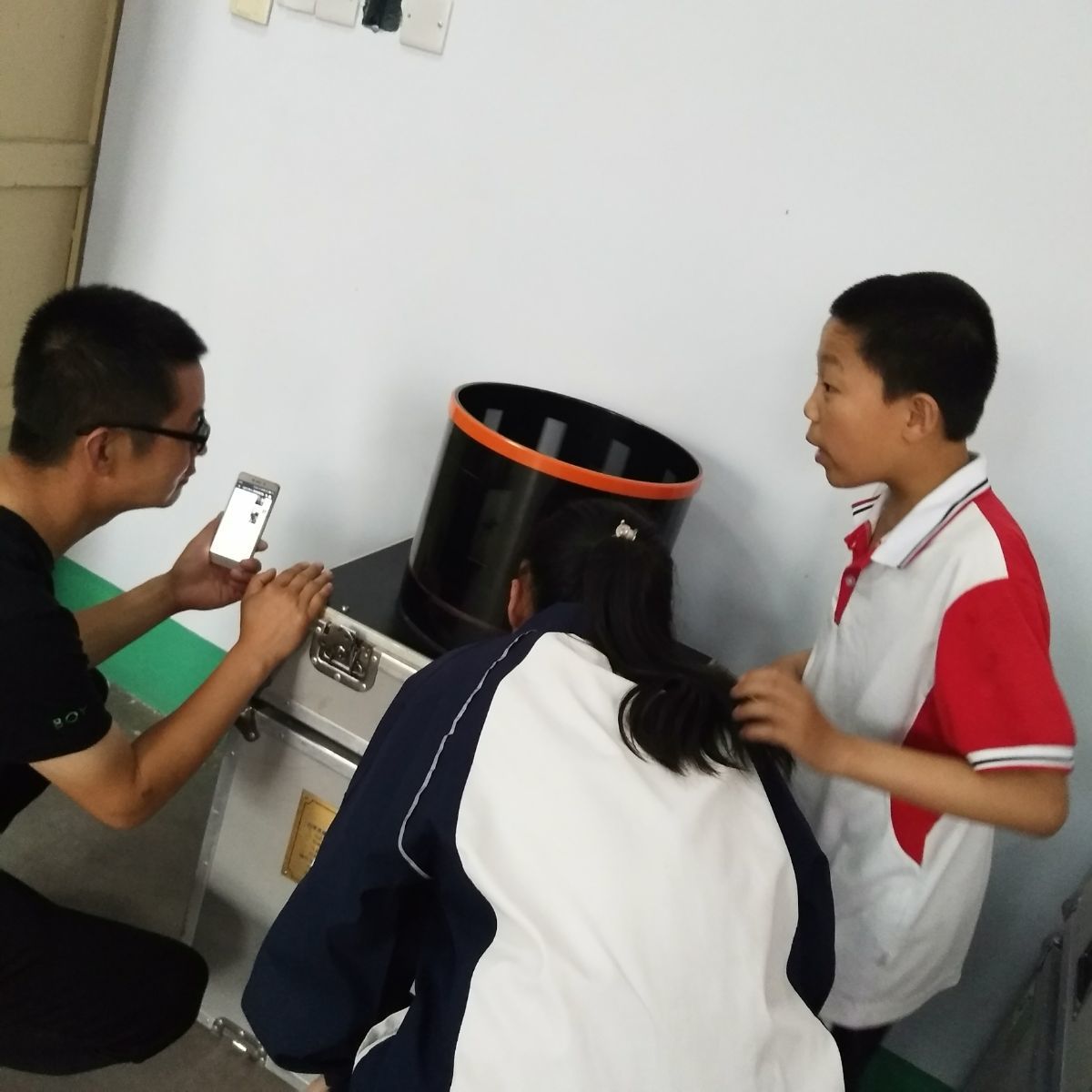 手机玩游戏可以吗_不打游戏可以带手机吗_可以打游戏可以玩手机