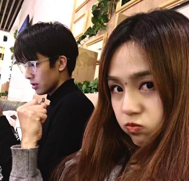 少女爱上姐姐第一季_少女爱上姐姐2_少女爱上姐姐