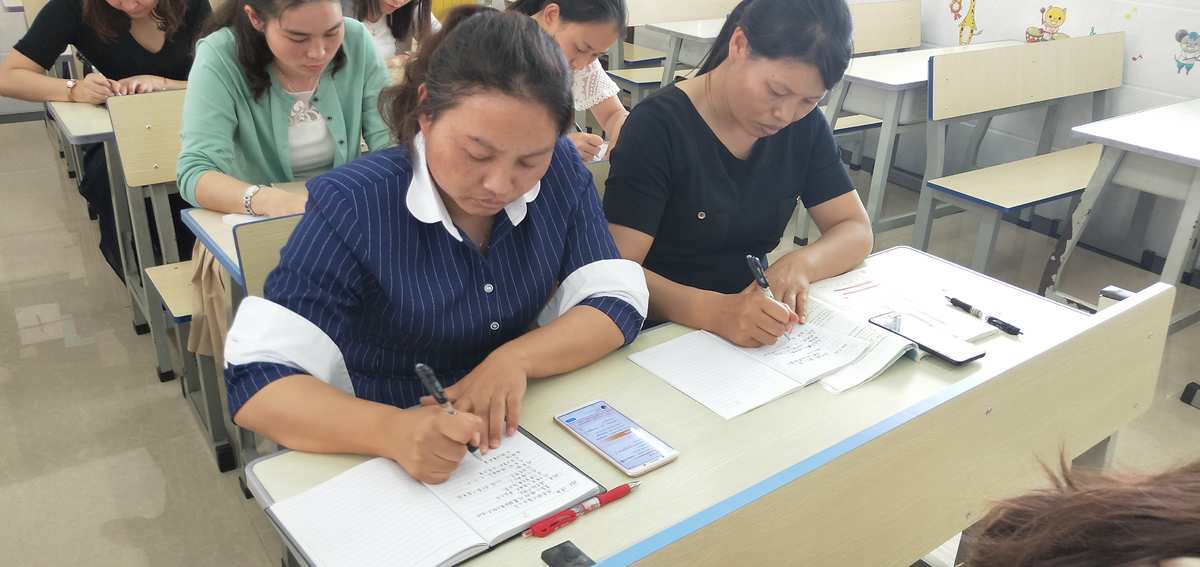 为什么左右眼视力差距大_云泥之别与望其项背哪个差距大_i711800h和i712700h差距大吗