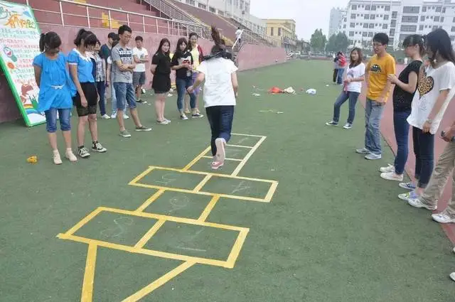 00后手机里没有游戏了_00后的手机游戏_00后只会玩手游