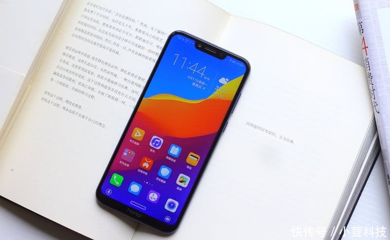 电脑手机好游戏怎么玩_电脑手机游戏助手_电脑10块的好游戏手机