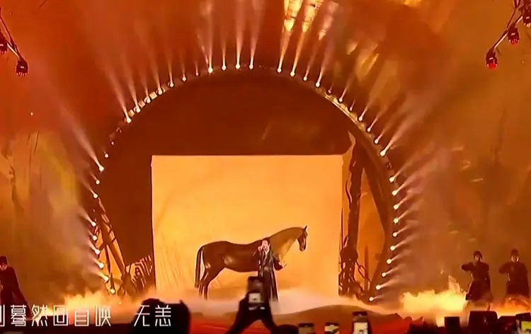 泥鲸之子们在沙地上歌唱_泥鲸子们在沙地上唱歌樱花动漫_鲸泥之子们在沙丘唱歌