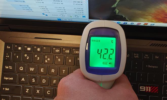 打游戏不发热的两千元手机_手机发热对打游戏有什么影响_打游戏手机发热会对手机有害吗
