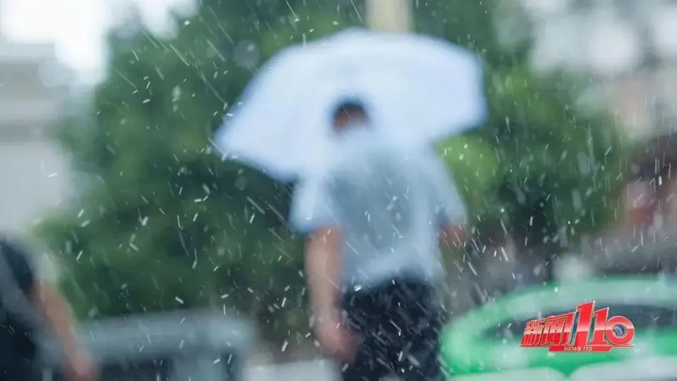 月经量少颜色黑褐色是什么原因_月亮的拼音_6月28
