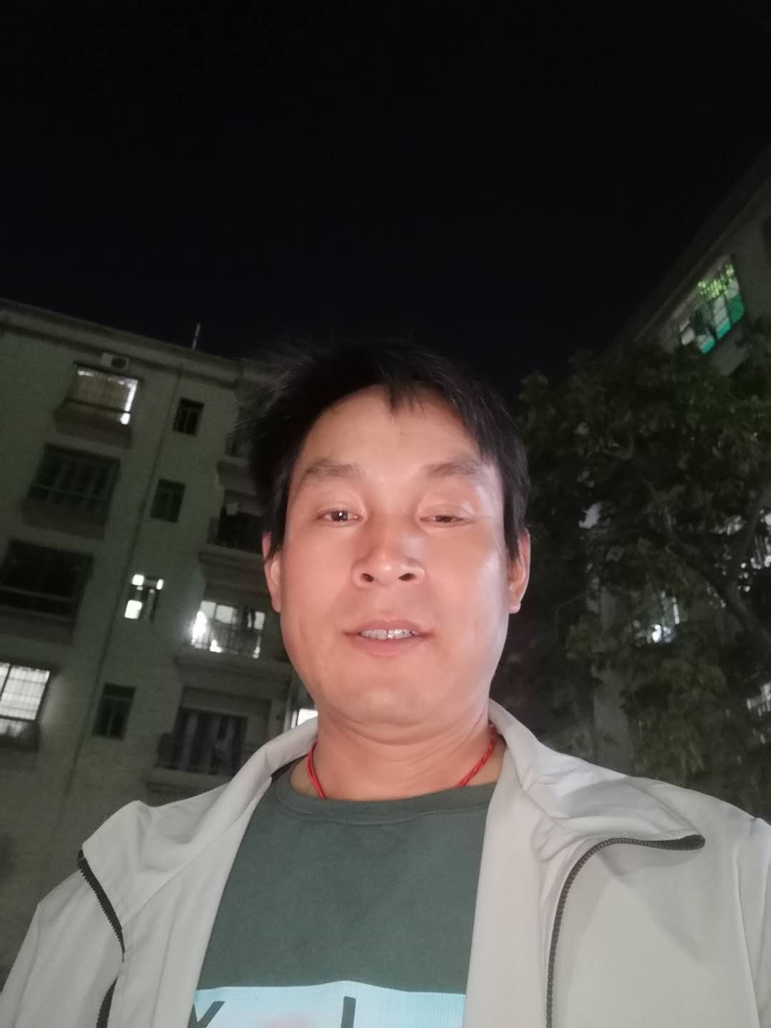男友手机游戏_50岁的男人玩手机游戏_玩男生游戏