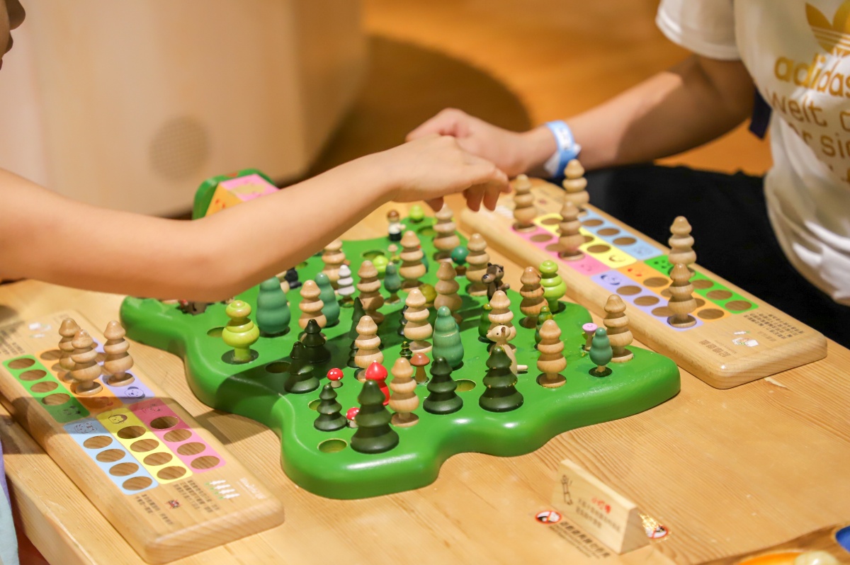 富豪手机跳棋游戏大全最新版_大富豪跳棋手机游戏_富豪手机跳棋游戏大全破解版