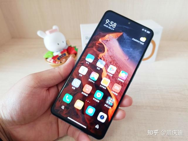 刷新率玩手机高游戏会卡吗_高刷新率的手机玩游戏_手机刷新率打游戏