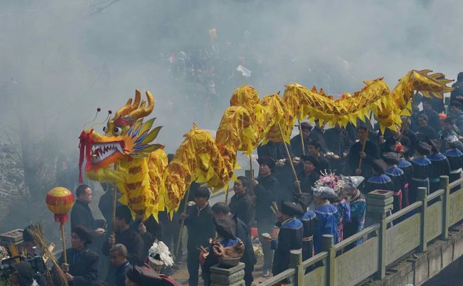 龙抬头要干什么_龙抬头要抬头吗_抬头龙有什么讲究