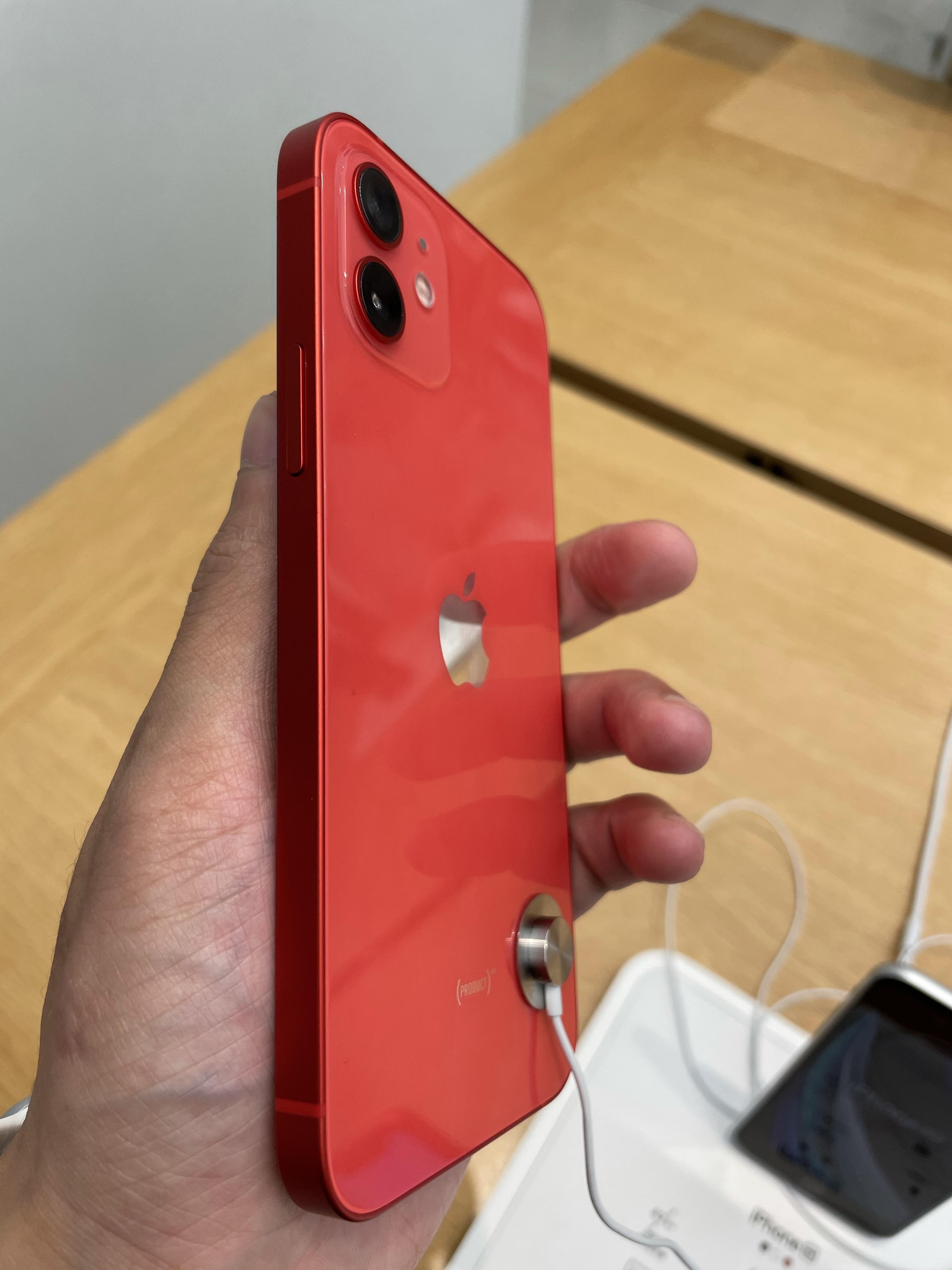 iphone12烫手_iphone12发烫是通病还是个例_iphone12容易烫