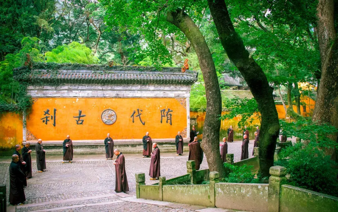 管宁简介_管宁_管宁和华歆