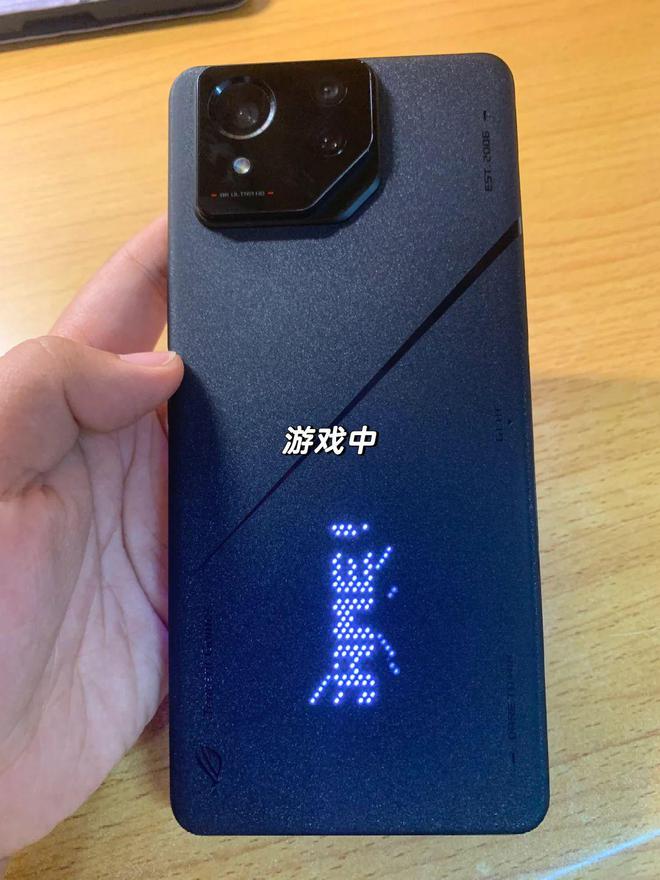 2700玩游戏好的手机_2020手机玩游戏哪款手机好_玩手游的手机推荐