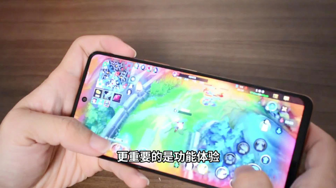 ipoo手机游戏视频_手机视频玩游戏_视频手机游戏