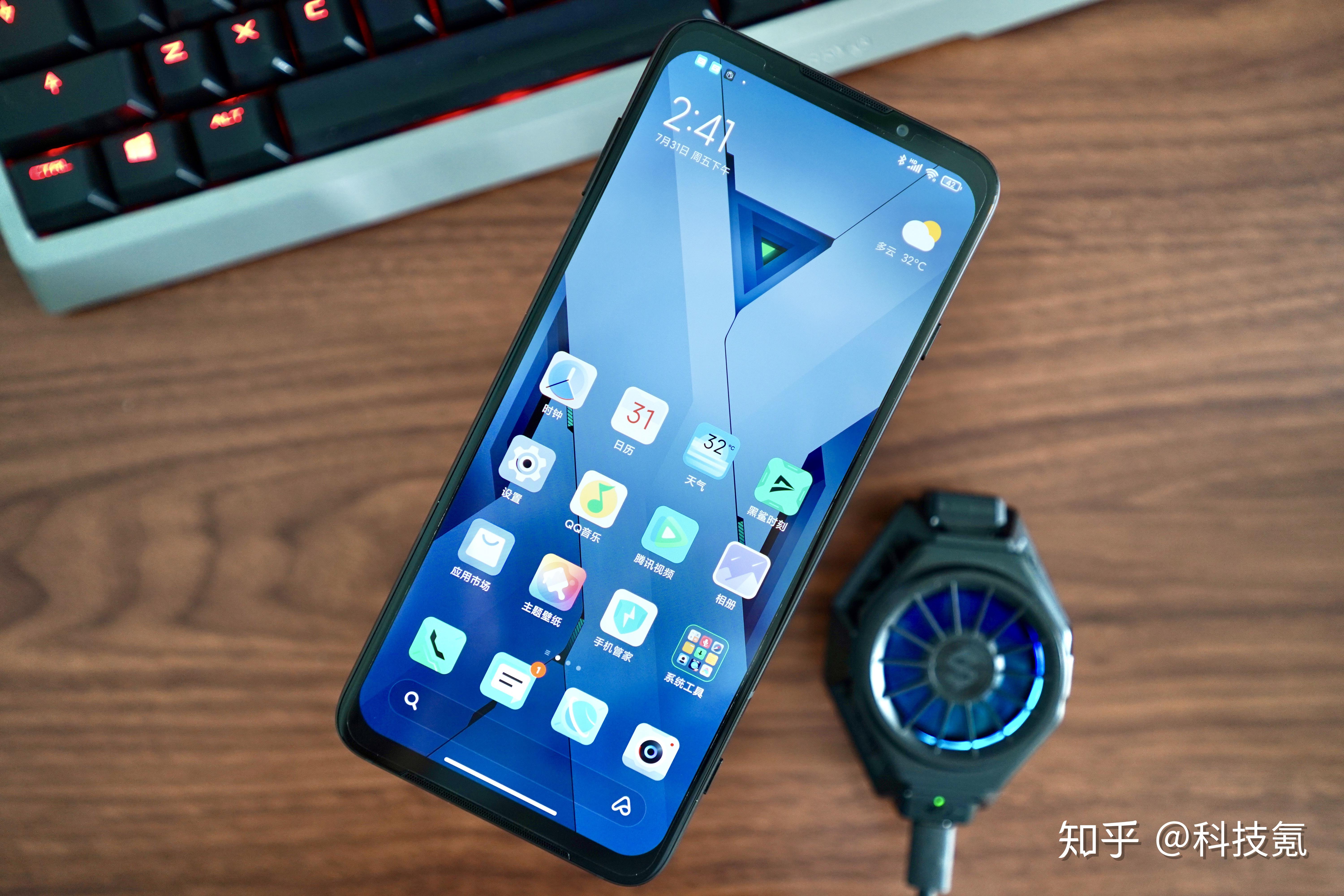 2900能买什么游戏手机_买个手机游戏多少钱_能买手机游戏的软件