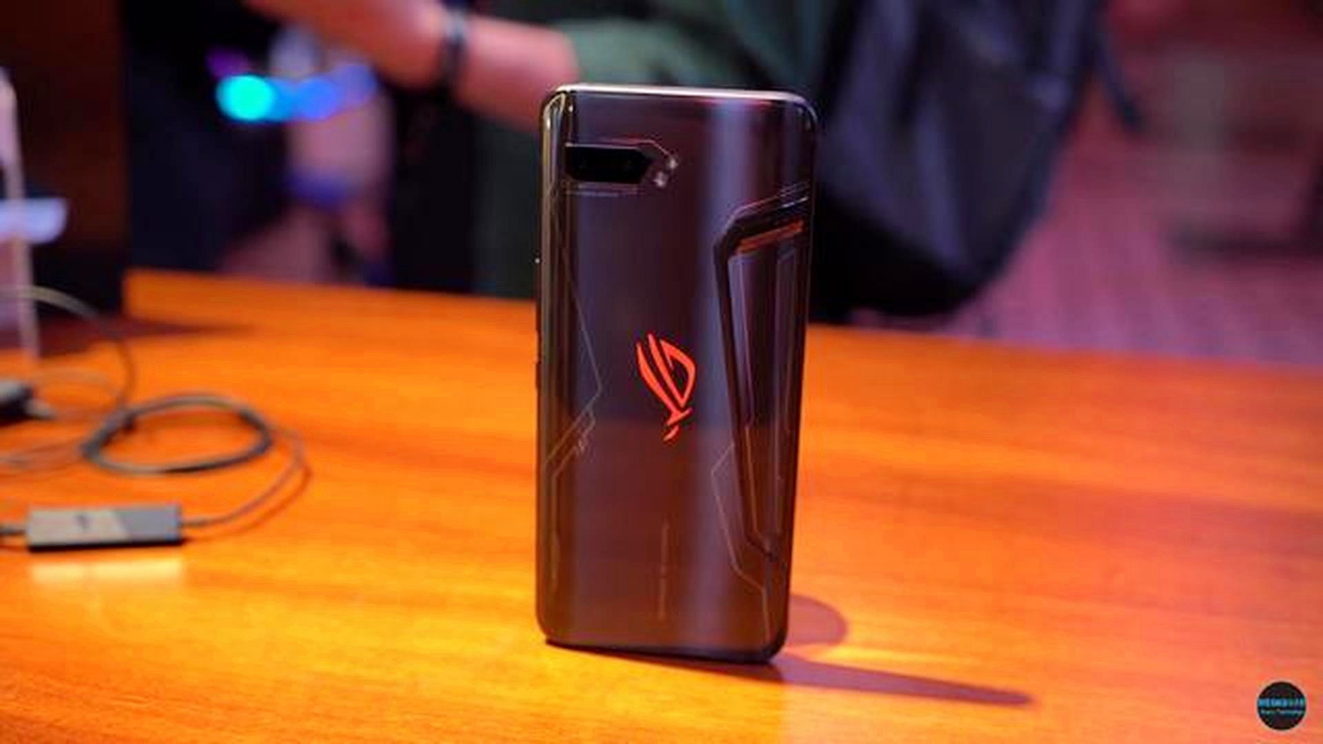 rog 游戏手机2问题_rog手机游戏模式_rog游戏手机为什么那么贵