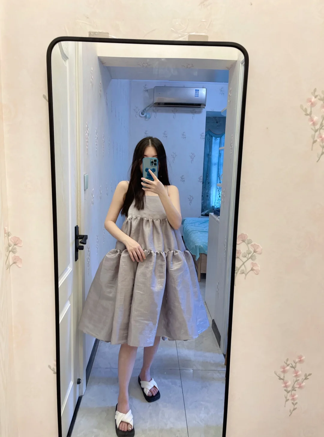 穿衣打扮手机游戏_打扮穿衣手机游戏_打扮衣服的游戏