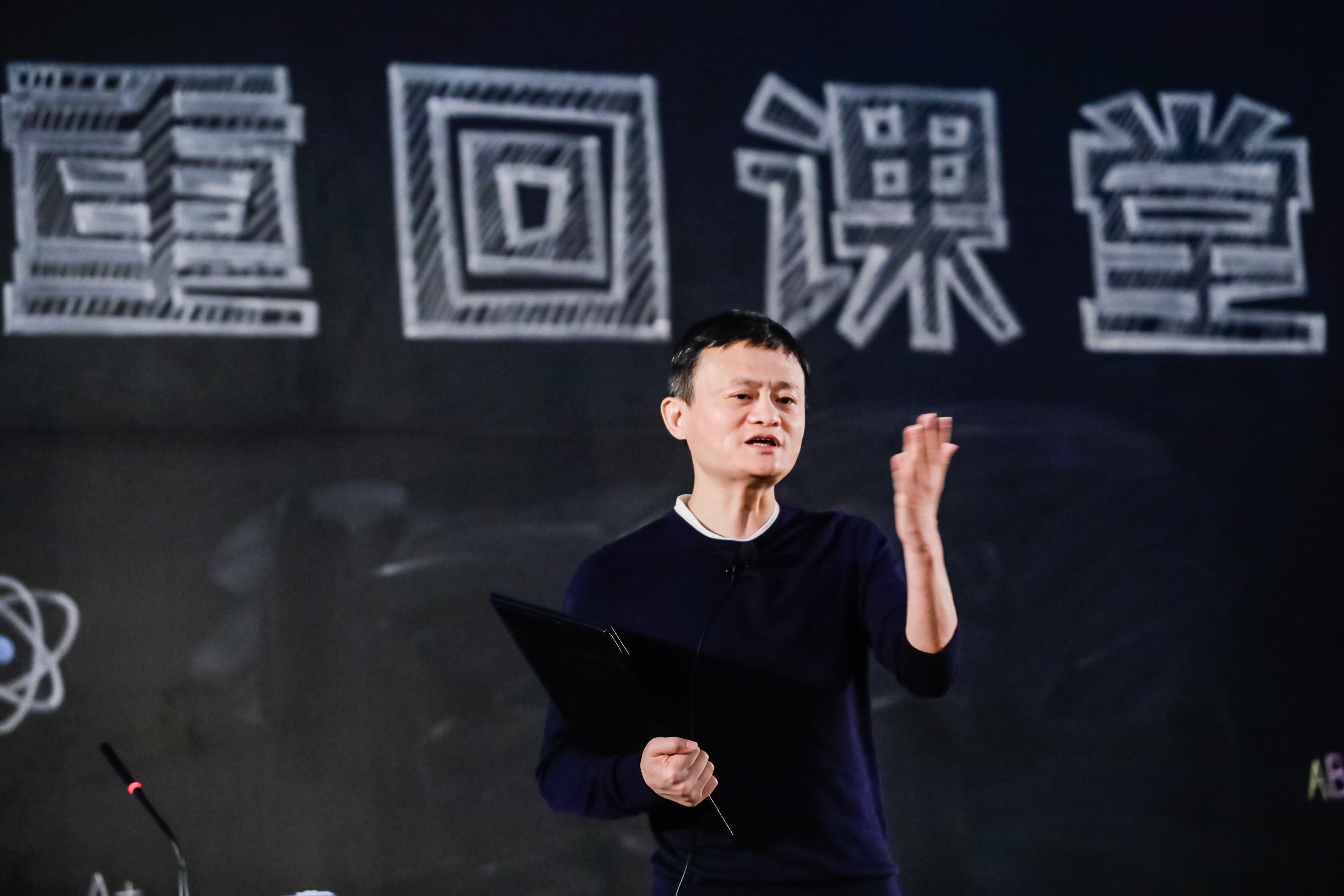高一男生玩手机游戏怎么办_高一男生玩手机游戏多吗_高一男生玩手机游戏正常吗