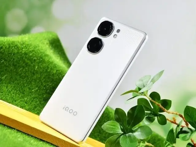 vivo专门玩游戏的机型_vivo手机游戏哪款好_vivo手机 游戏专用